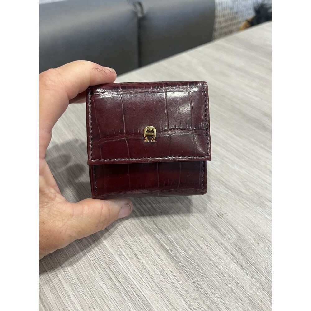 Etienne Aigner Contact Lense Carrying Case